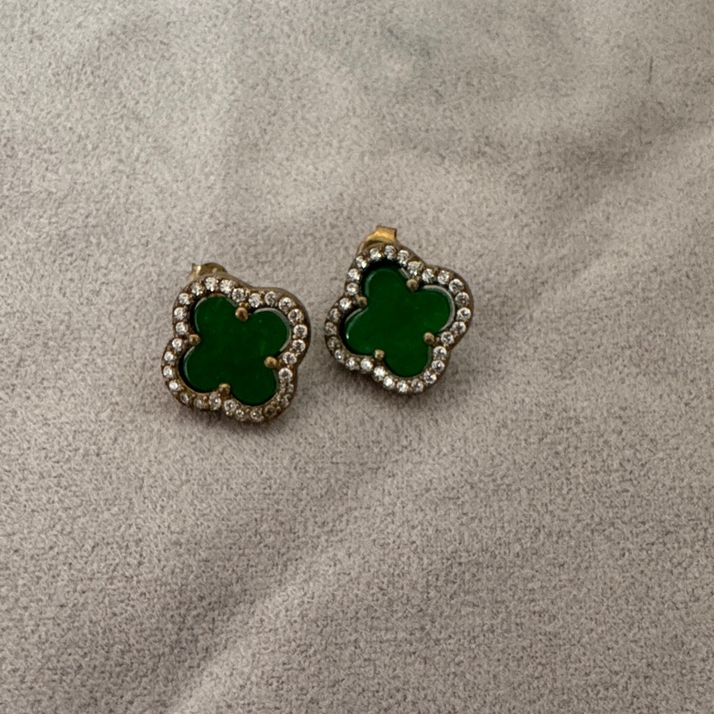 Elegant Green Clover Earrings